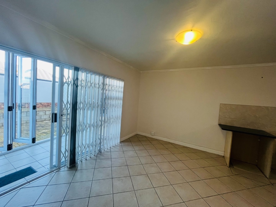 3 Bedroom Property for Sale in Reebok Western Cape